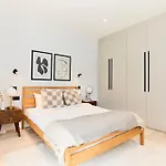 The Brondesbury Hideout - Breathtaking 1Bdr Flat With Terrace & Parking